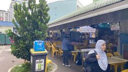 Tampines Street 21 (D18), Shop House #586609581